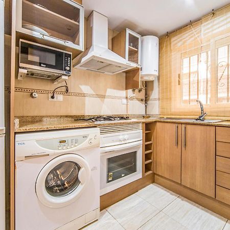 2 Bedroom Lovely Apartment In โอโรเปซาเดลมาร์ ภายนอก รูปภาพ